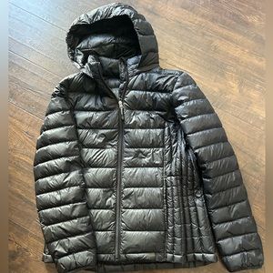 Women’s puffy jacket